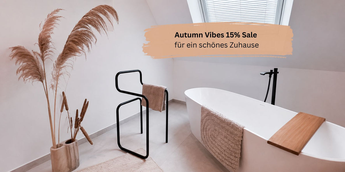 Aktion 15% Sale mit Herrendiener JAMES in gemütlichem Badezimmer