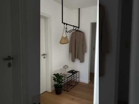 Youtube Video zu Decken-Kleiderstange RUBI und Schuhregal NEVA im Flur