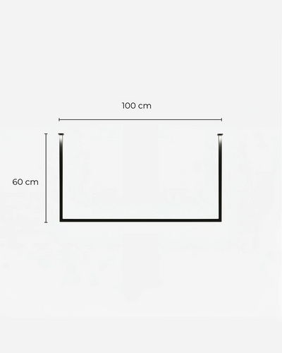 Schwarze RUBI Garderobenstange freigestellt auf hellem Hintergrund mit Abmessung 100x60cm